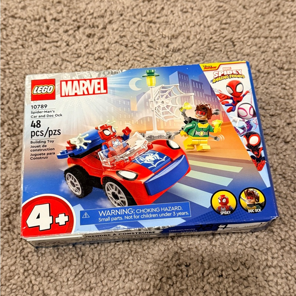 LEGO Marvel Spider-Man Red and Blue Car Set